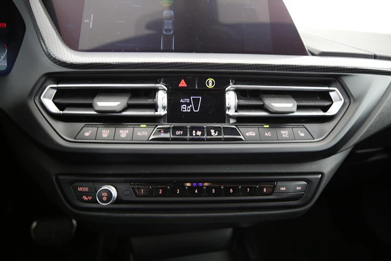 Fahrzeugbild BMW 2 SERIES