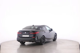 https://vehicle.imgix.net/4264517/cacf93c4-0b5a-46ee-8cd7-67ab1747f6ad.jpg