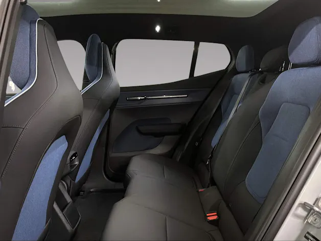 Volvo EX30 CC E60 Twin Performance AWD