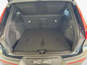https://vehicle.imgix.net/4264560/beeef3c3-b796-4595-a173-6e98574dbe29.jpg