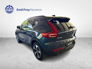 image du véhicule VOLVO XC40 2.0 B3 MH Plus Dark