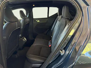 Volvo XC40 2.0 B3 MH Plus Dark