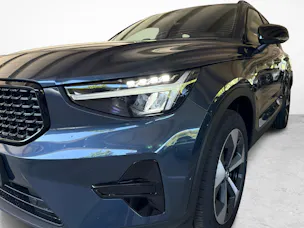 Volvo XC40 2.0 B3 MH Plus Dark