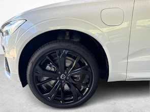 immagine del veicolo VOLVO XC60 2.0 T6 TE Black Edition eAWD