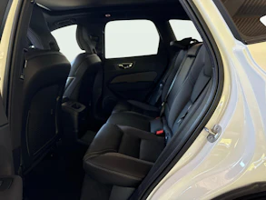 https://vehicle.imgix.net/4264603/e5810705-a4e9-4c3b-b825-c2c8b5abacdb.jpg