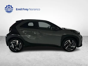 https://vehicle.imgix.net/4264607/544819e3-a852-42ec-946b-6213a30a3f35.jpg