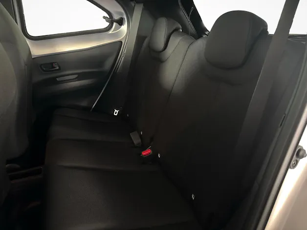 Toyota Aygo X 1.5 VVT-i HSD Trend