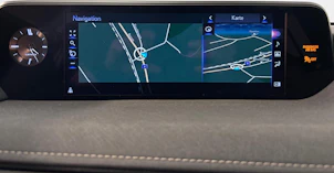 Fahrzeugbild LEXUS UX 250h Excellence