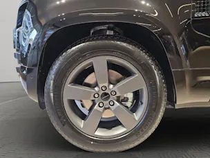 Land Rover Defender 90 3.0 D I6 250 X-Dynamic SE