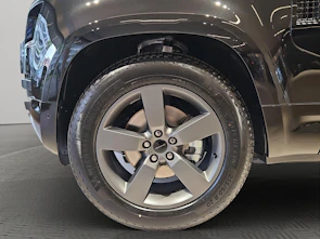 Fahrzeugbild LAND ROVER Defender 90 3.0 D I6 250 X-Dynamic SE