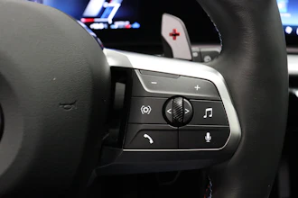 https://vehicle.imgix.net/4264682/00a38ee9-a4fb-48cf-bdf7-dfa3ea3bec58.JPG