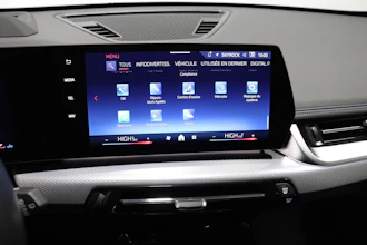 https://vehicle.imgix.net/4264682/6113c99d-fa37-41f7-9af7-a89a6296611e.JPG