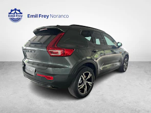 image du véhicule VOLVO XC40 2.0 B3 MH Plus Dark