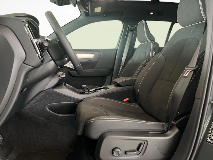 image du véhicule VOLVO XC40