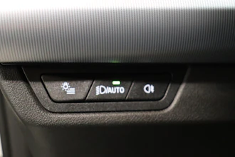 https://vehicle.imgix.net/4264723/1482c3a8-ace1-4040-b9bf-8afc95b88c30.JPG