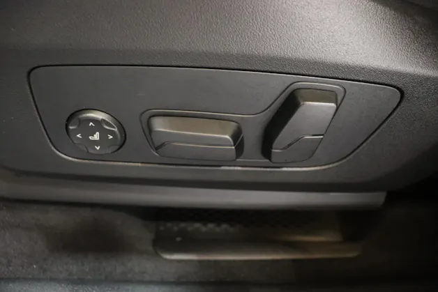 BMW X1 20d xDrive paddles