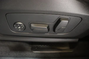 Fahrzeugbild BMW X1 20d xDrive paddles