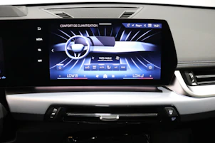 Fahrzeugbild BMW X1 20d xDrive paddles