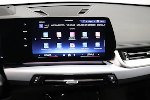 Fahrzeugbild BMW X1 20d xDrive paddles