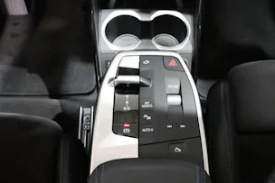 BMW X1 20d xDrive paddles