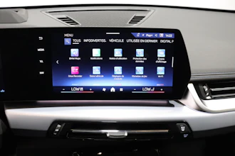 https://vehicle.imgix.net/4264723/e935c17b-7f76-4d13-831a-ad7e923dba80.JPG