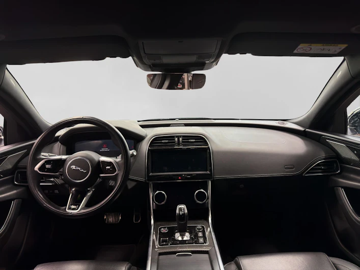 Fahrzeugbild JAGUAR XE