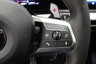 https://vehicle.imgix.net/4264742/3ba404a1-e629-4226-ad4c-7f8ef89a32f2.JPG