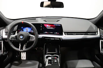 https://vehicle.imgix.net/4264742/d2a8ee2f-f12f-49e4-be19-06ef016f721b.JPG