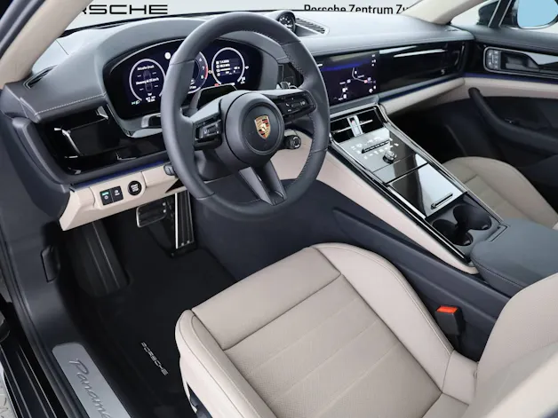 Porsche Panamera 4 E-Hybrid