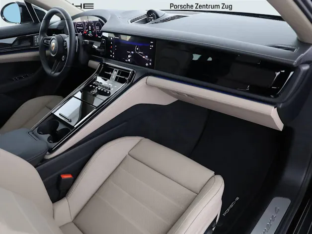 Porsche Panamera 4 E-Hybrid