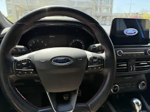 FORD Focus 1.0i EcoB 125 ST-Line