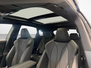https://vehicle.imgix.net/4264819/e1df8dee-162b-4509-a3e5-f0e7dcf5a000.jpg