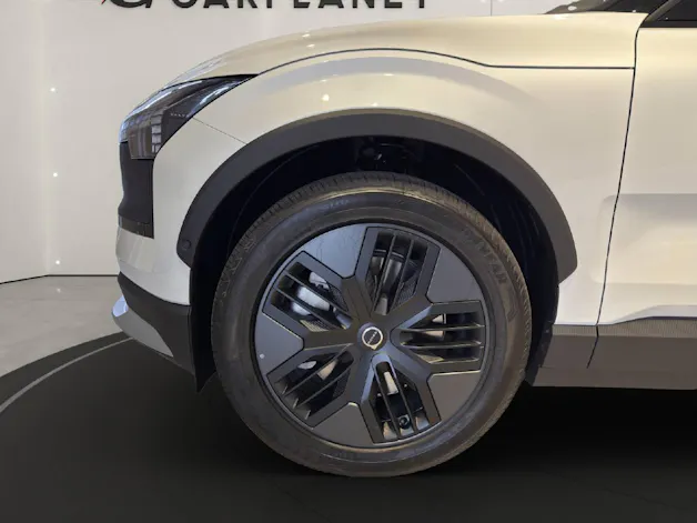 Volvo EX30 CC E60 Twin Performance AWD