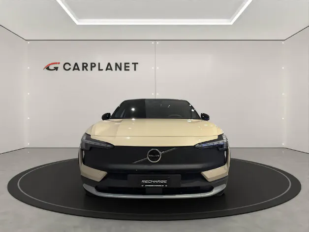 Volvo EX30 CC E60 Twin Performance AWD