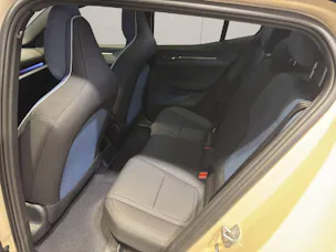 Volvo EX30 CC E60 Twin Performance AWD
