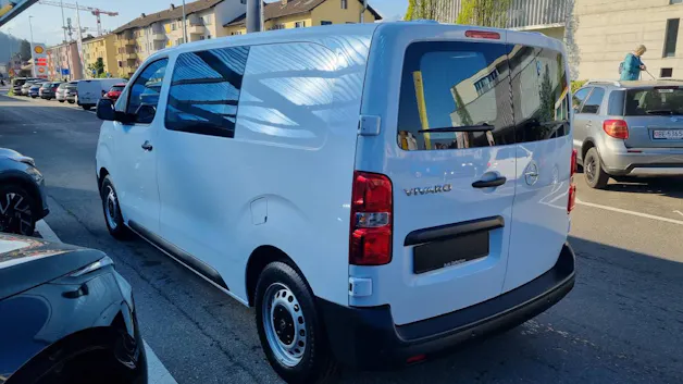 Opel Vivaro Cargo 2.2 D 150 S/S