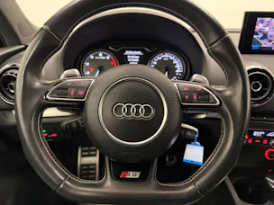 Audi S3 Sportback 2.0 T FSI quattro S-Tronic