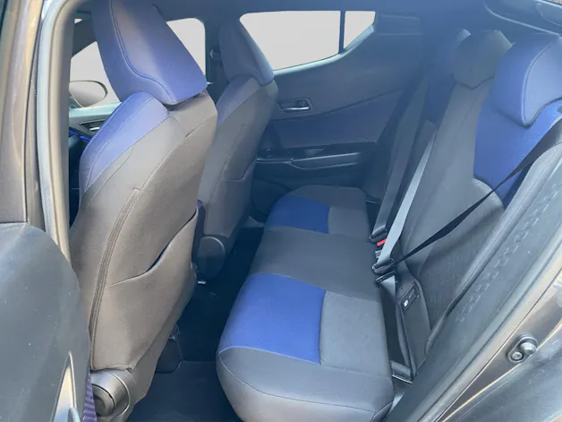 Toyota C-HR 1.8 VVTi HSD Style / frisch ab MFK / 8-fach bereift