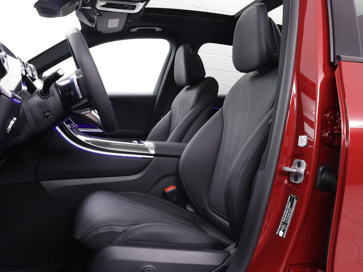 image du véhicule MERCEDES-BENZ GLC 220