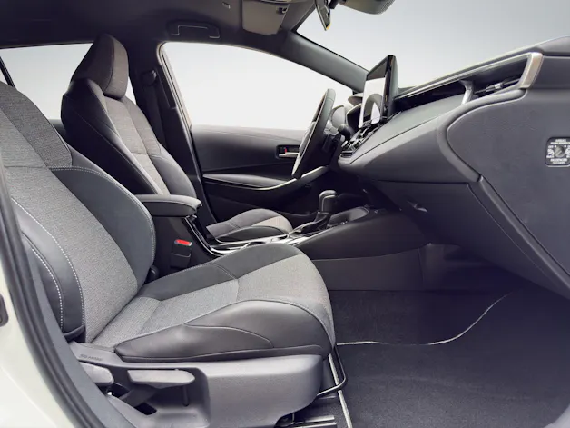 Toyota Corolla Touring Sports 2.0 HSD Swiss Edition