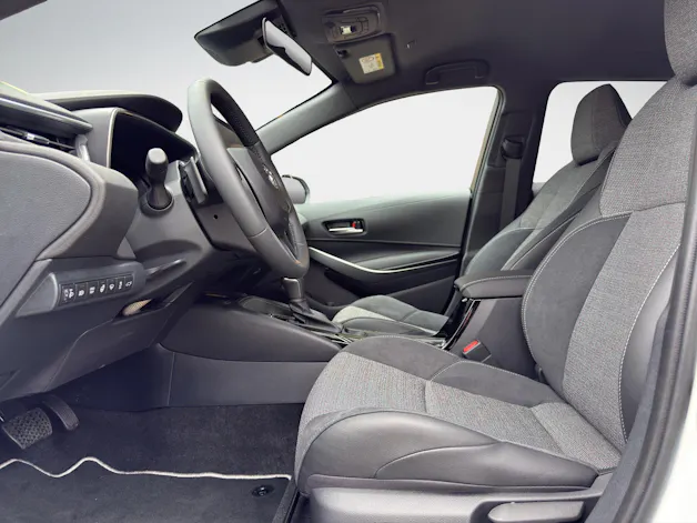 Toyota Corolla Touring Sports 2.0 HSD Swiss Edition