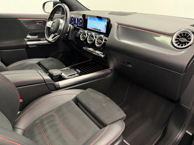 Mercedes-Benz GLA 250 AMG Line 4matic