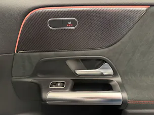 Mercedes-Benz GLA 250 AMG Line 4matic