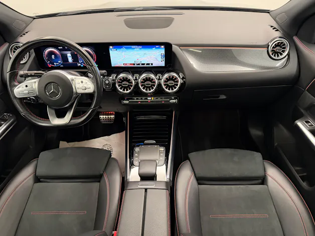 Mercedes-Benz GLA 250 AMG Line 4matic