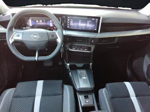 Opel Frontera 1.2 T HEV 145 GS