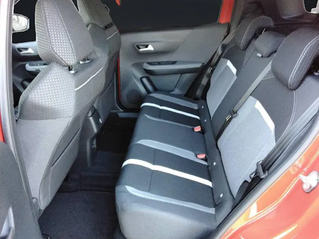 Opel Frontera 1.2 T HEV 145 GS