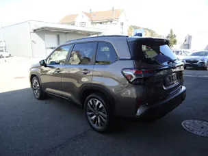 Subaru Forester Station 2.0i e-Boxer Luxury