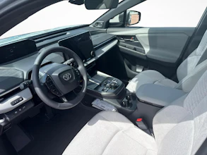 https://vehicle.imgix.net/4265461/398bd86a-39d4-408c-b81d-16a9cad00082.jpg