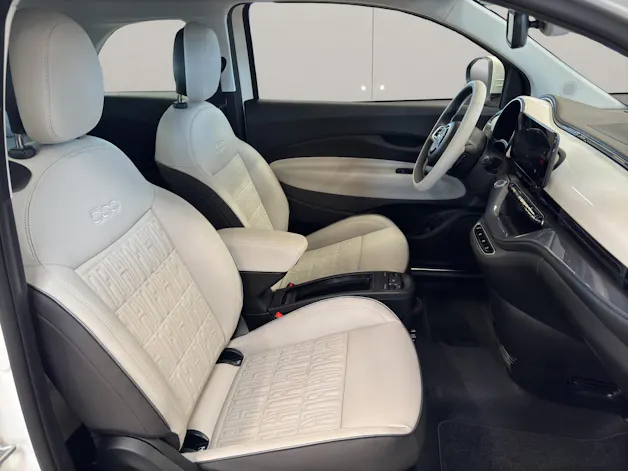 Fiat 500 La Prima