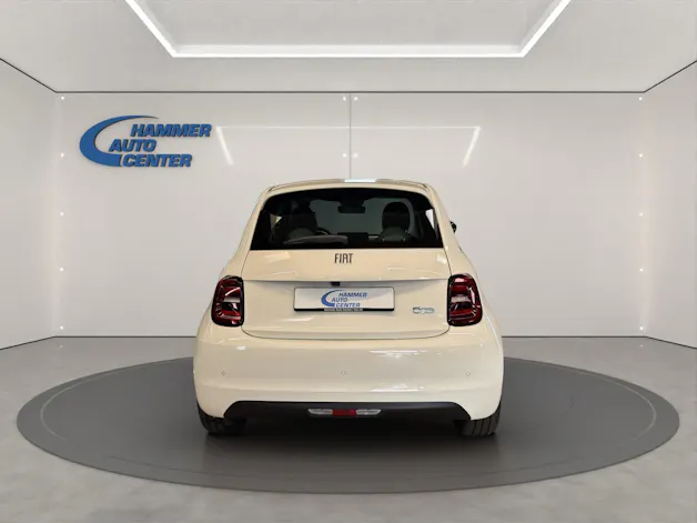 Fiat 500 La Prima